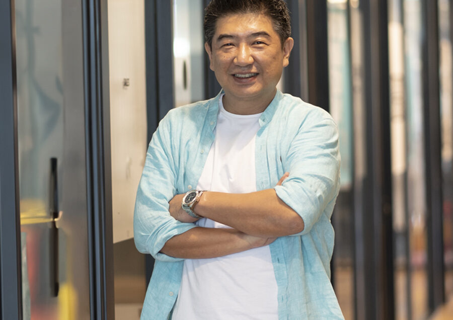 인 기 완